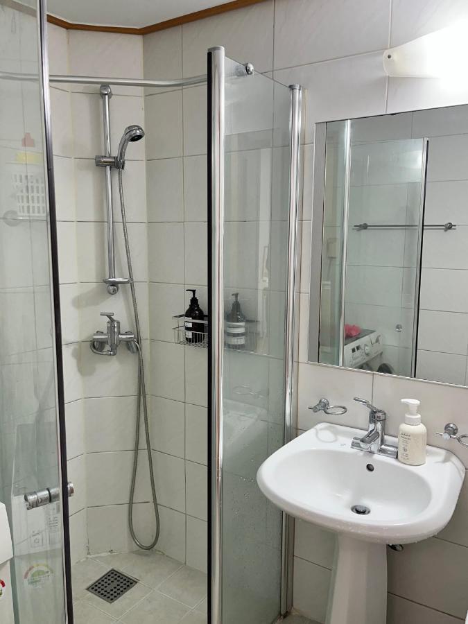 Pangsapuri 1 Minute House From Hongdae Seoul